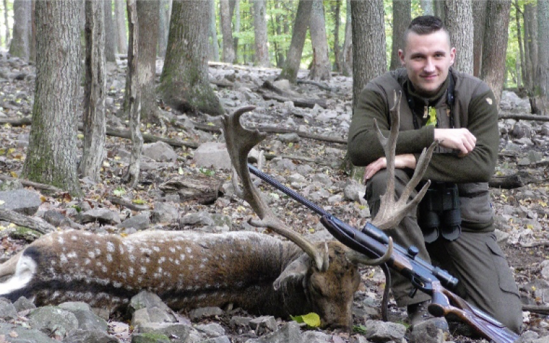 Fallow buck hunting in Slovakia - 01